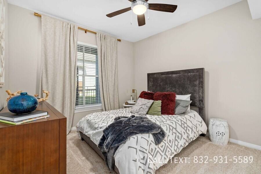 Apartment for rent at 2687 Yorktown St #GMU, Houston, TX 77056