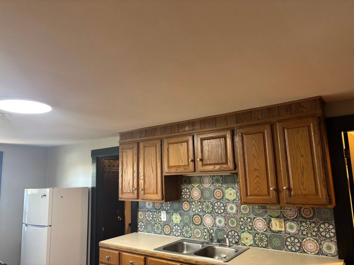 Apartment for rent at 576 Abbott Ave, Leominster, MA 01453
