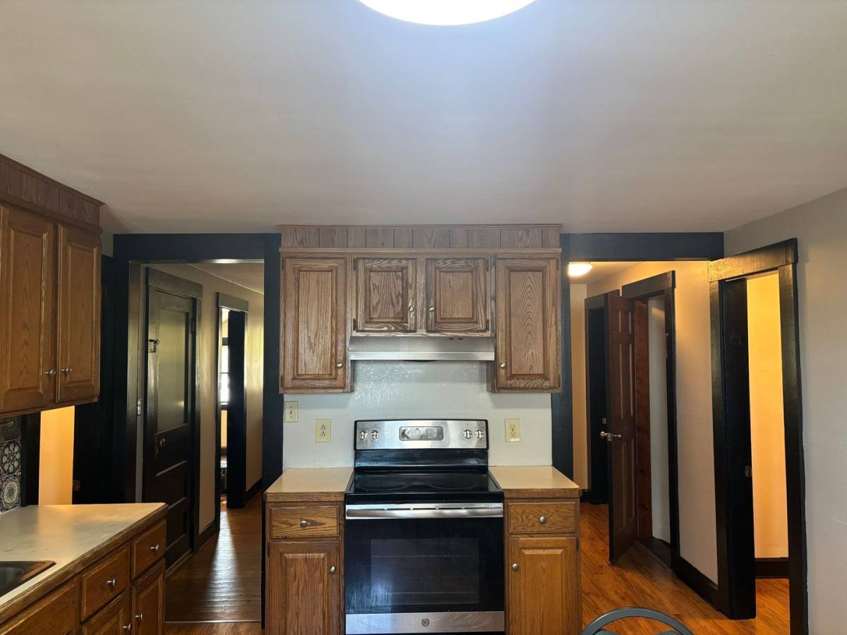 Apartment for rent at 576 Abbott Ave, Leominster, MA 01453