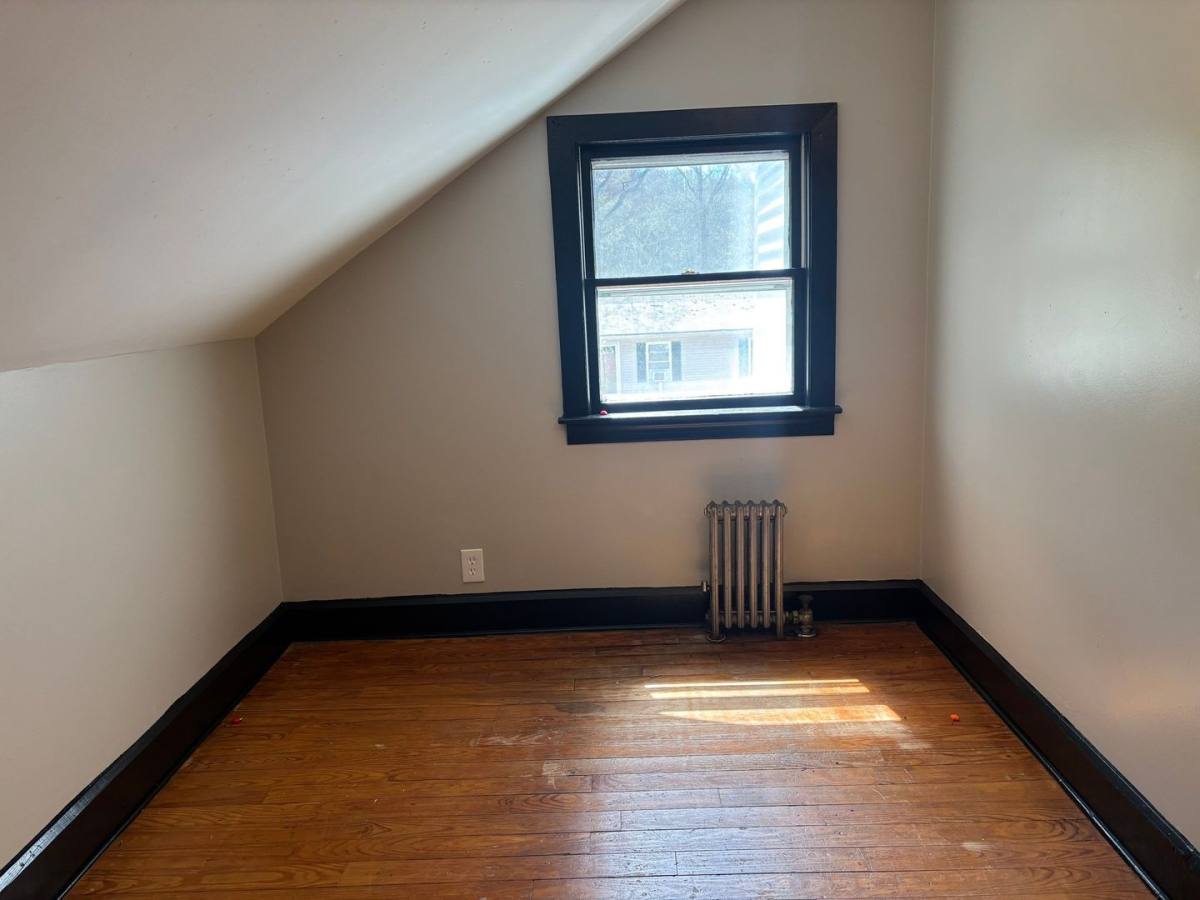 Apartment for rent at 576 Abbott Ave, Leominster, MA 01453