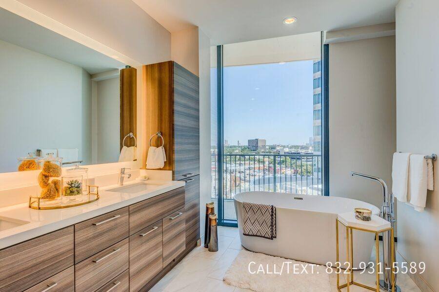 Apartment for rent at 3333 Lake St #AUK1, Houston, TX 77098