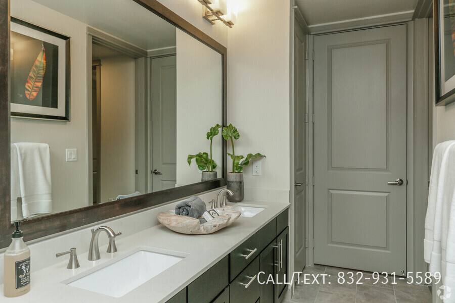 Apartment for rent at 699 Capitol St #14TA1, Houston, TX 77002
