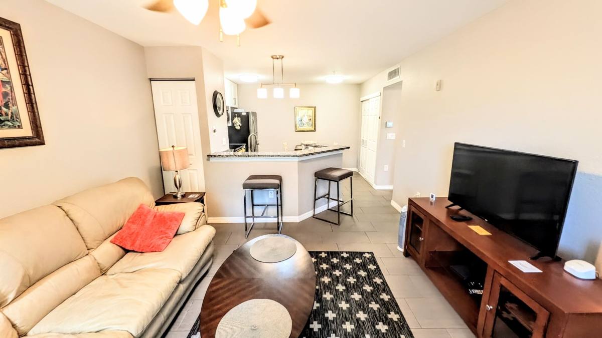 Condo for rent at 850 S Tamiami Trail, Sarasota, FL 34236
