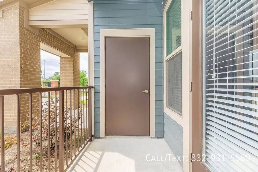 Apartment for rent at 2799 Skyview Downs Dr #CSP, Houston, TX 77047