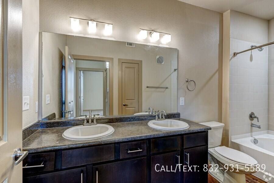 Apartment for rent at 1562 N Westgreen Blvd #DW2, Katy, TX 77449