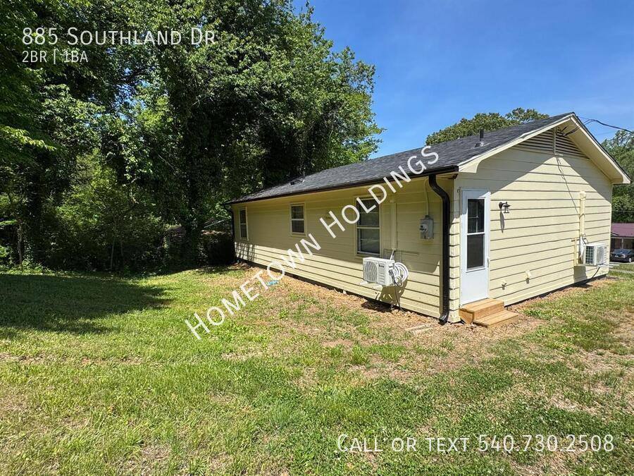 House for rent at 885 Southland Dr, Martinsville, VA 24112