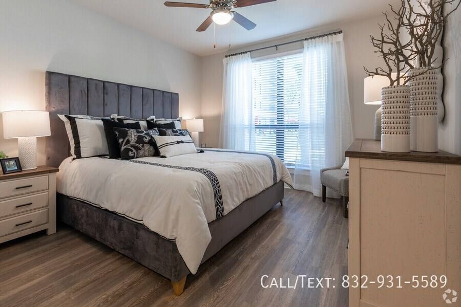 Apartment for rent at 1500 N Mason Rd #SNTA2, Katy, TX 77449