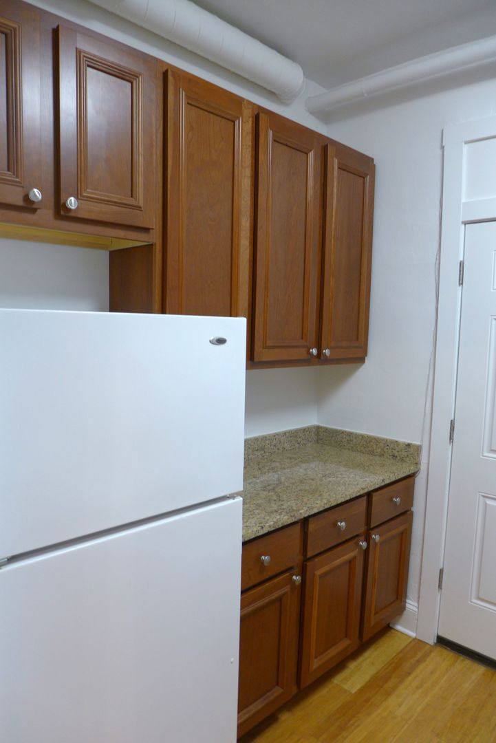 Apartment for rent at 3413-21 N Marshfield, Chicago, IL 60657