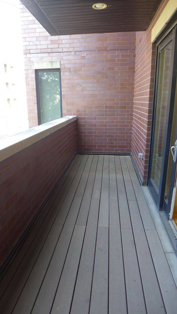 Apartment for rent at 2143-45 N Damen, Chicago, IL 60647