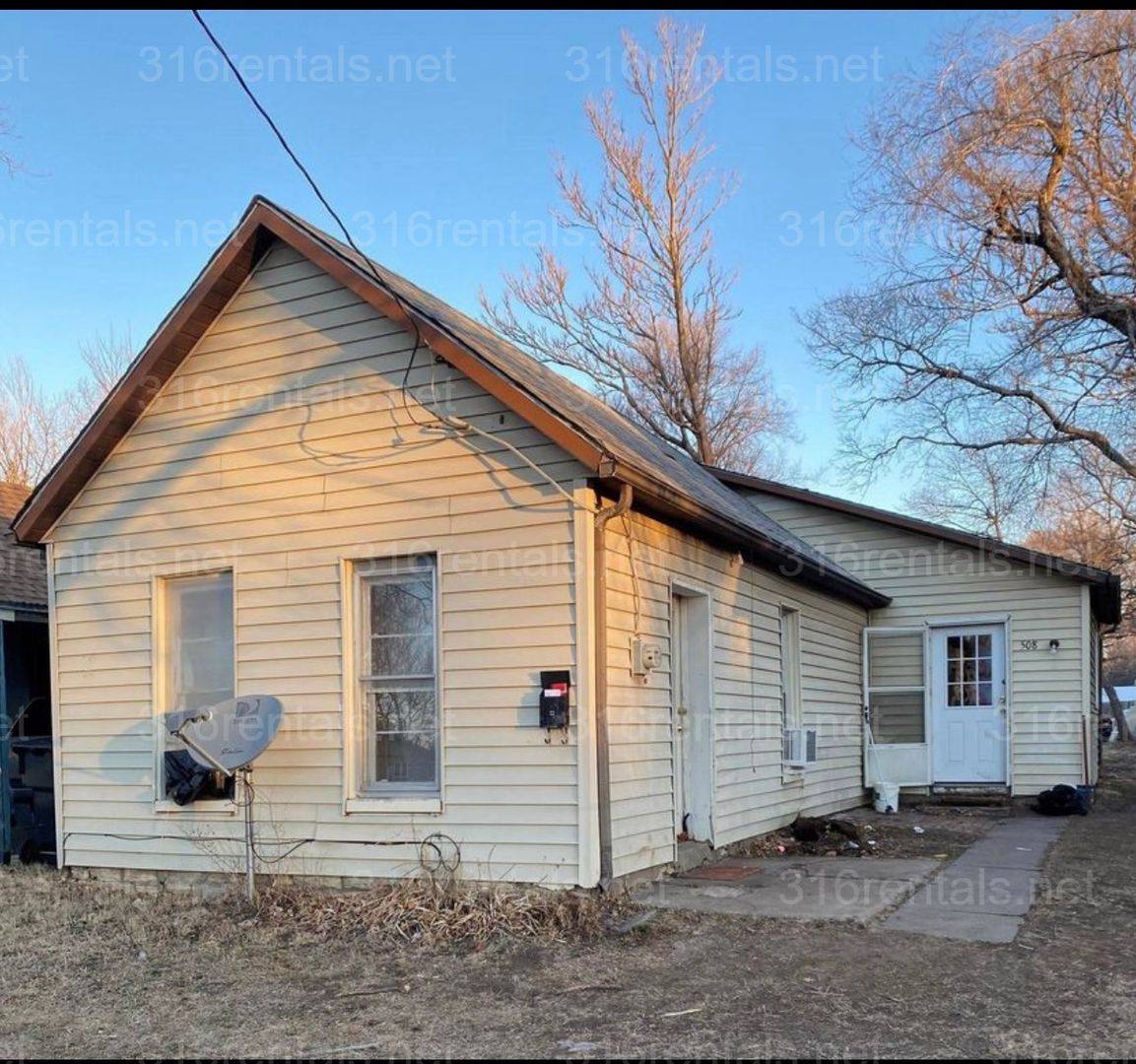 House for rent at 508 E 8th St, Newton, KS 67114