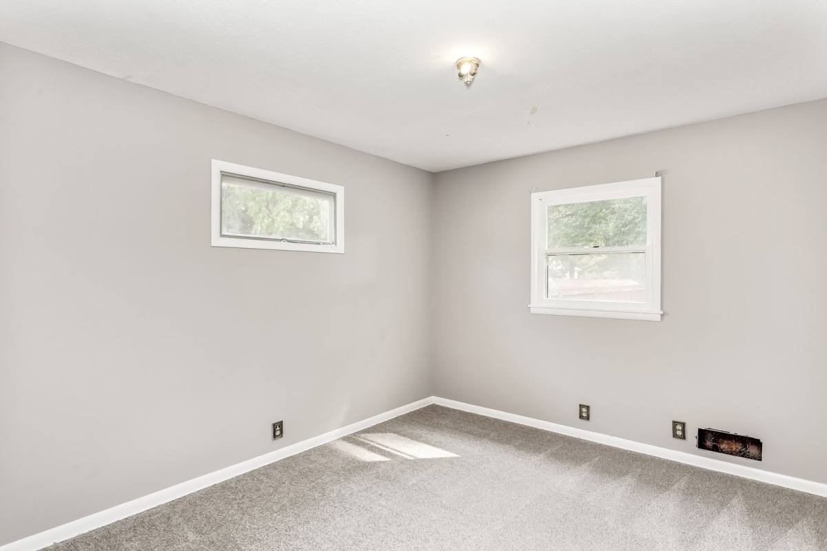 Apartment for rent at 840 S Millwood Ave, Wichita, KS 67213