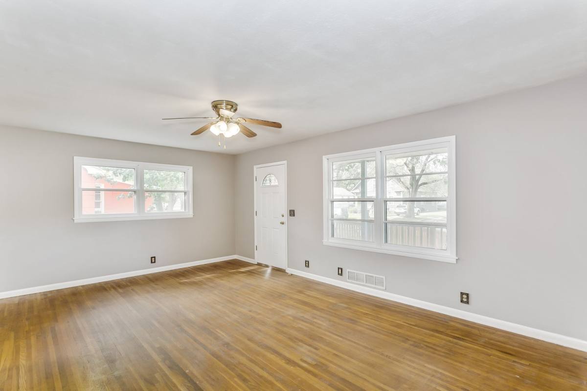 Apartment for rent at 840 S Millwood Ave, Wichita, KS 67213