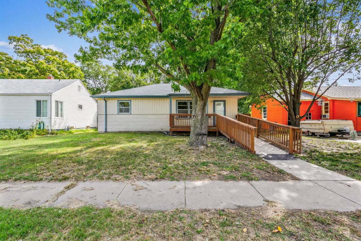 Apartment for rent at 840 S Millwood Ave, Wichita, KS 67213