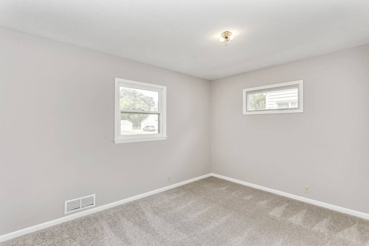Apartment for rent at 840 S Millwood Ave, Wichita, KS 67213