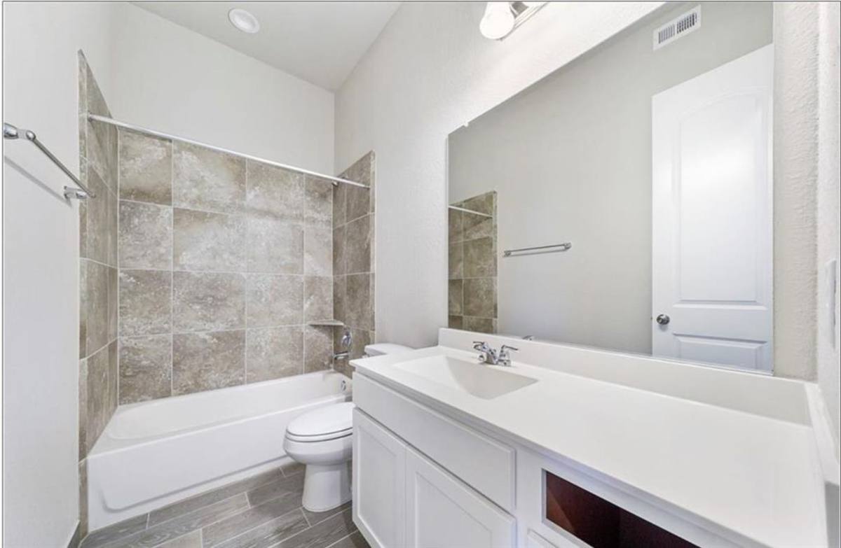 House for rent at 11014 Crescent Light Way, Houston, TX 77043