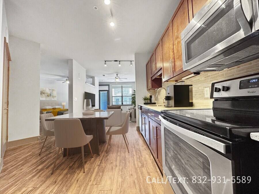 Apartment for rent at 699 Webster St #PATM2, Houston, TX 77002
