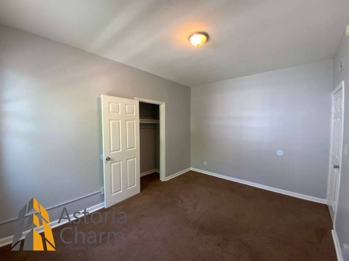 Apartment for rent at 2210 Roslyn Ave, Baltimore, MD 21216