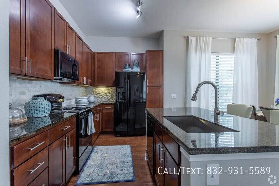Apartment for rent at 10820 Cypresswood Dr #PACD, Houston, TX 77070