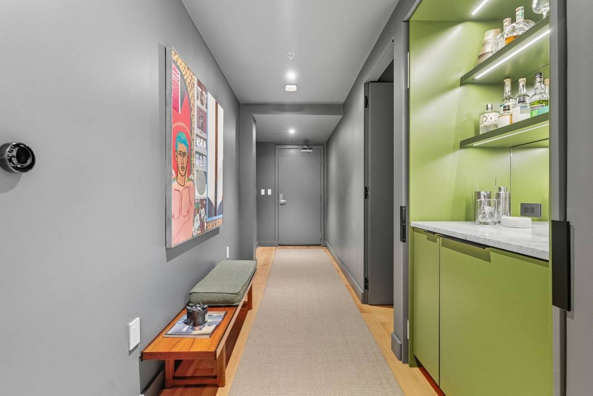 Townhouse for rent at 922 NW 11th Ave, Portland, OR 97209
