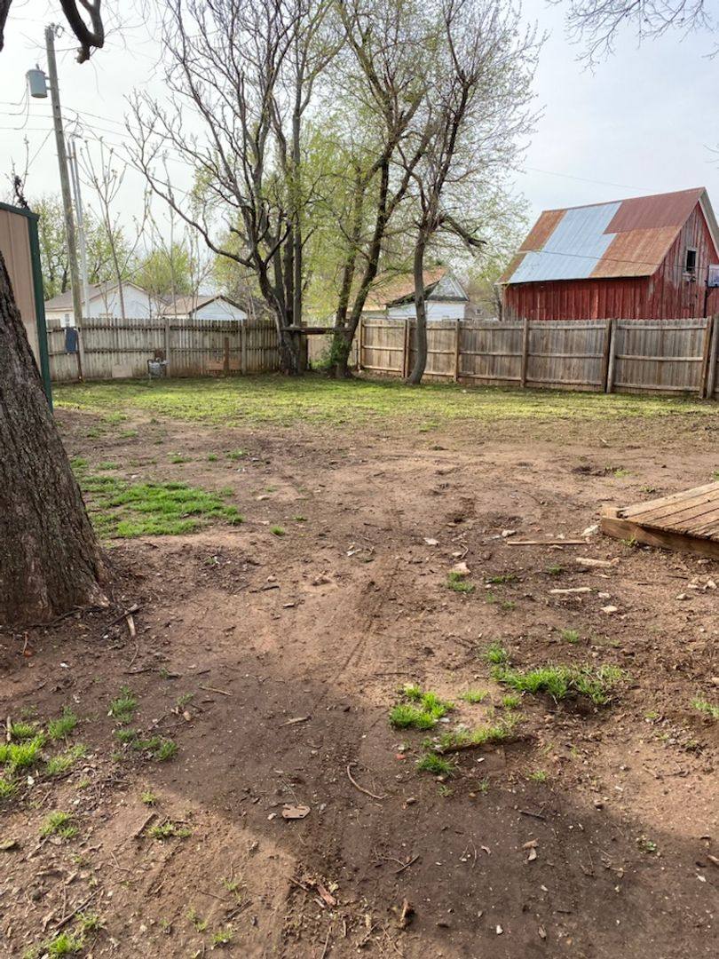 House for rent at 505 SW 3rd St, Tuttle, OK 73089