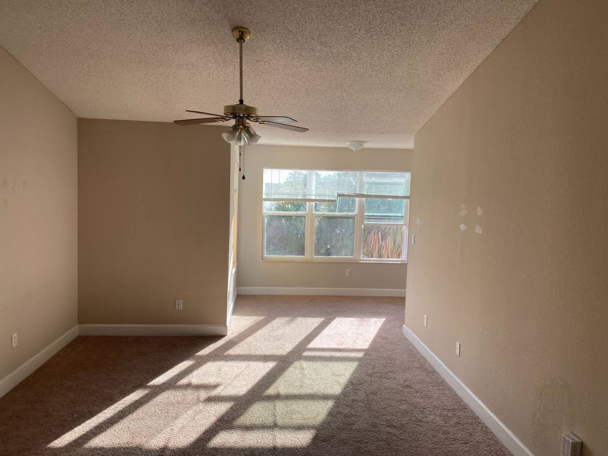 Apartment for rent at 4512 Commander Dr, Orlando, FL 32822