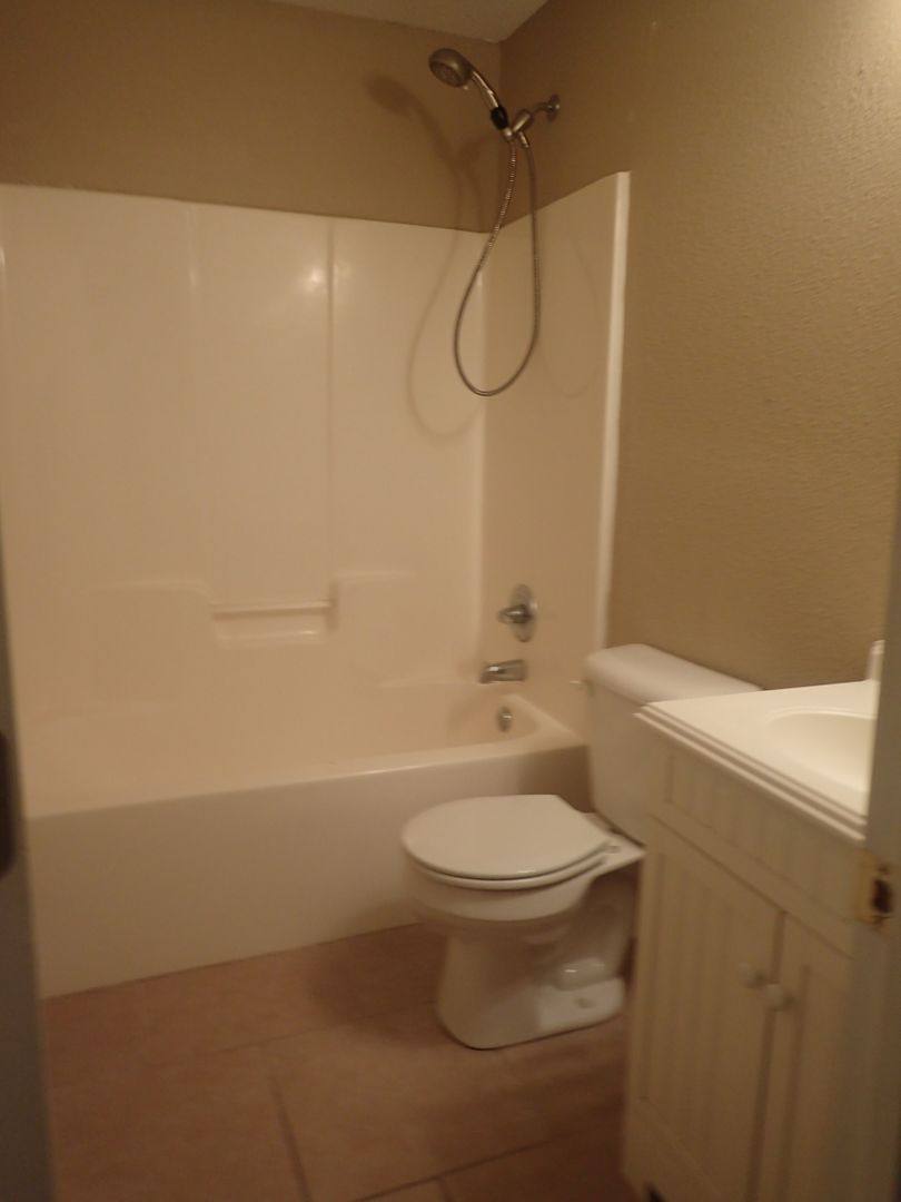 Townhouse for rent at 1305 Breckenridge Dr, Adel, GA 31620