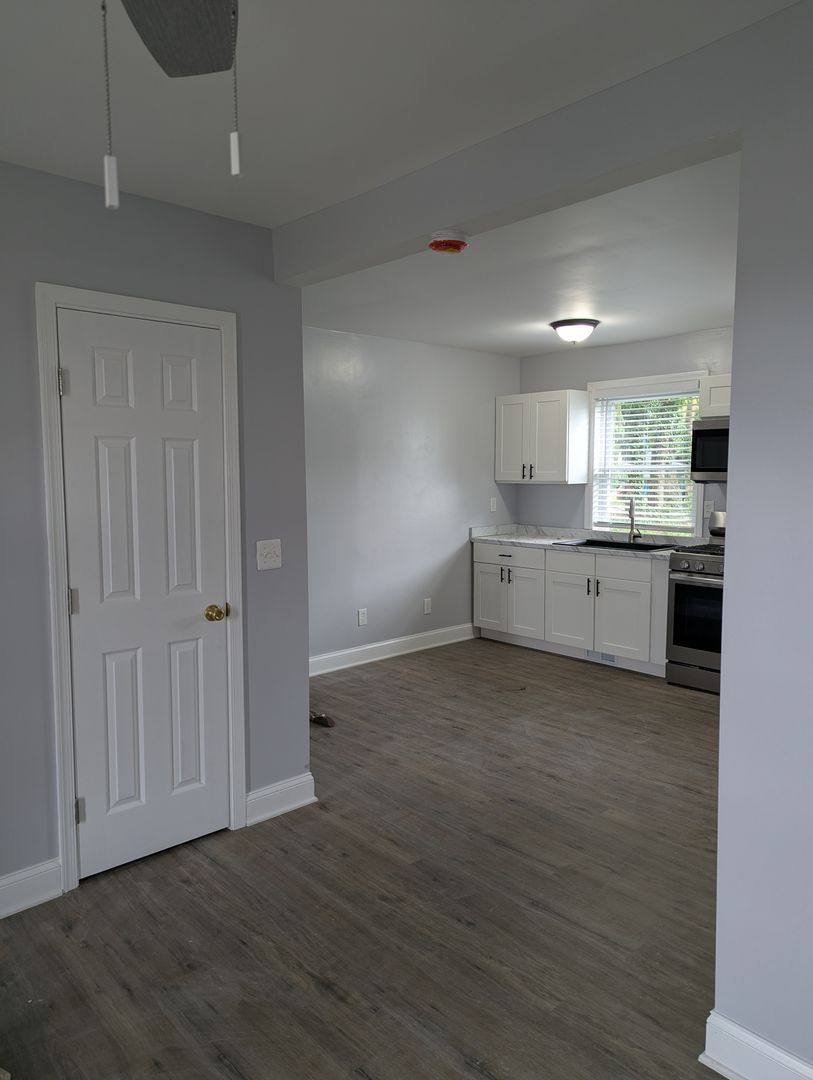 Apartment for rent at 104 S Parke St, Aberdeen, MD 21001