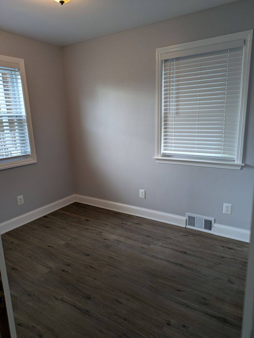 Apartment for rent at 104 S Parke St, Aberdeen, MD 21001