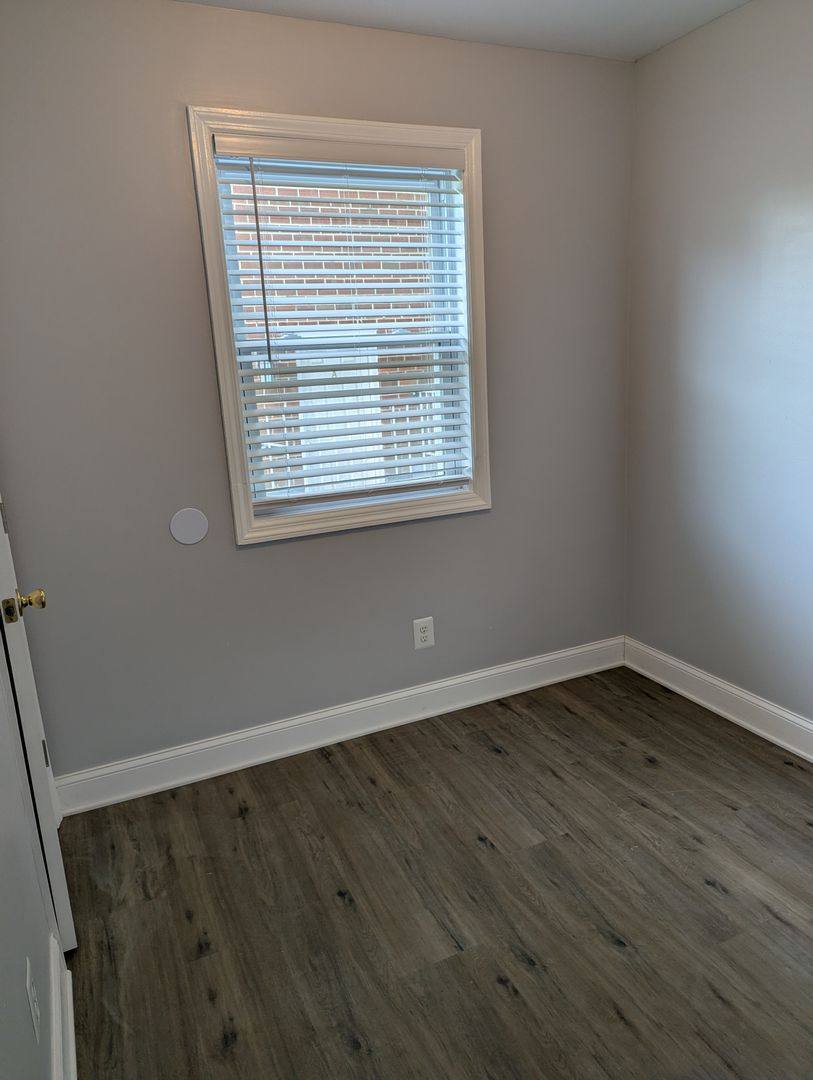 Apartment for rent at 104 S Parke St, Aberdeen, MD 21001