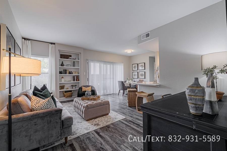 Apartment for rent at 499 Pennsylvania Ave #EW, Webster, TX 77598