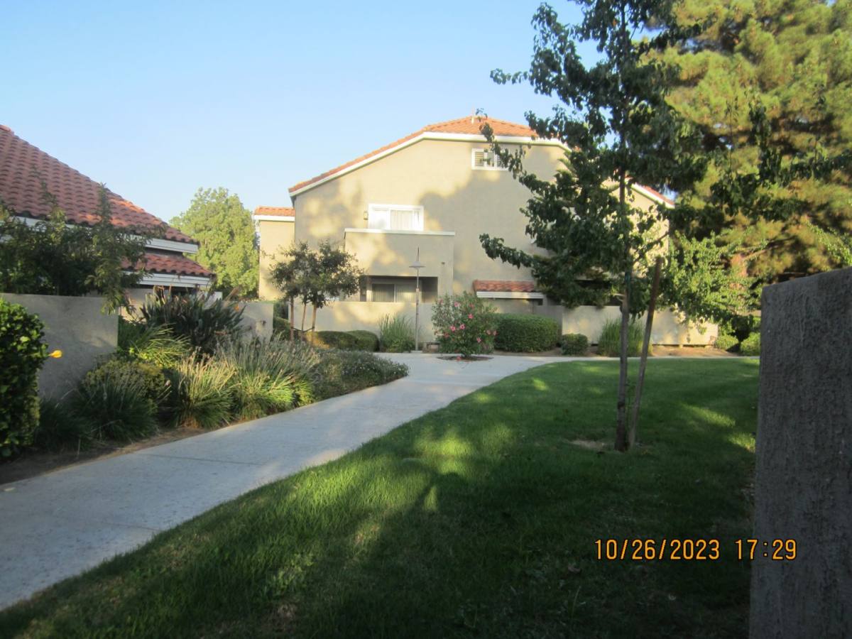 Condo for rent at 200 E Alessandro Blvd, Riverside, CA 92508