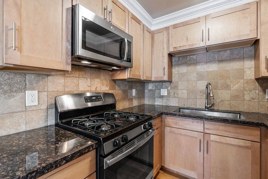 Apartment for rent at 1549 San Carlos Ave #19, San Carlos, CA 94070