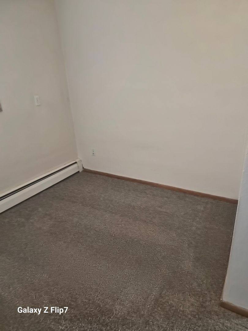 Apartment for rent at 504 3rd Ave N, Wahpeton, ND 58075