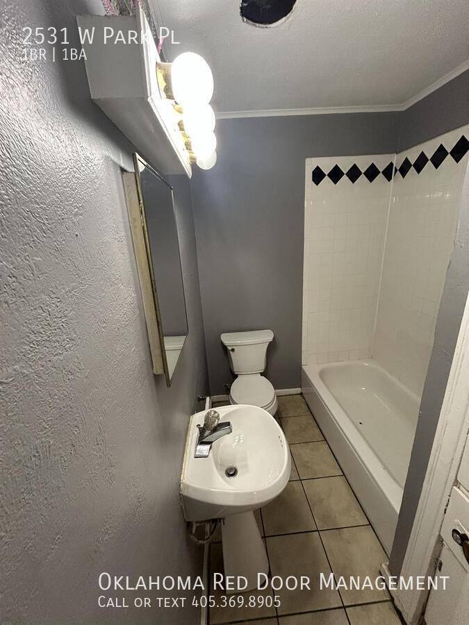 Apartment for rent at 2531 W Park Place, Oklahoma City, OK 73107