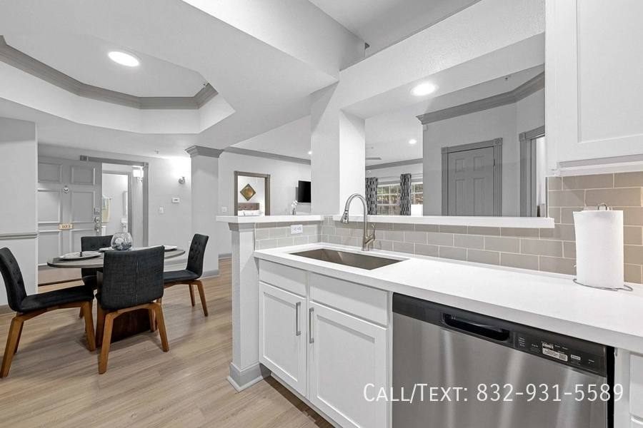 Apartment for rent at 2698 Briar Ridge Dr #CSTW, Houston, TX 77057