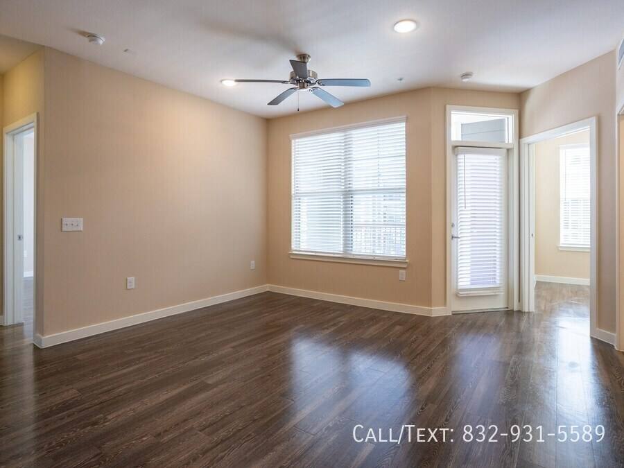 Apartment for rent at 4071 Schurmier Rd #SLC2, Houston, TX 77047