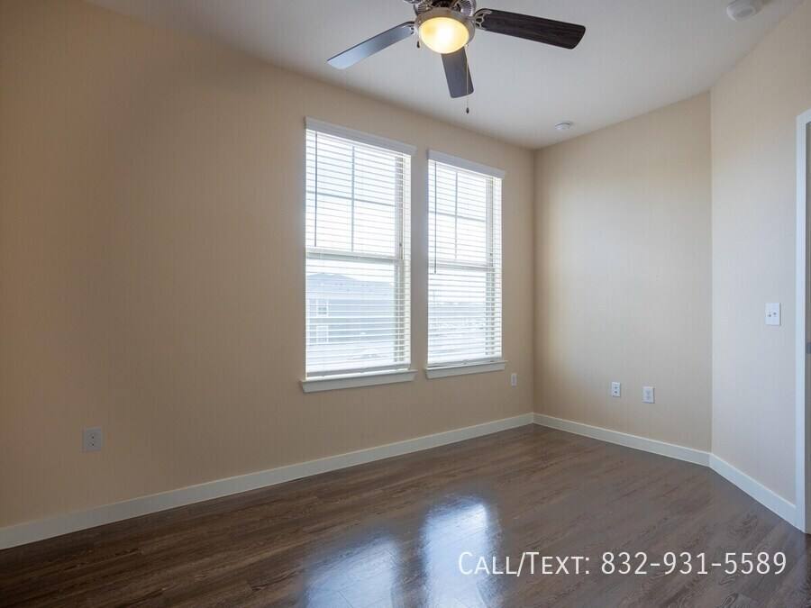 Apartment for rent at 4071 Schurmier Rd #SLC2, Houston, TX 77047
