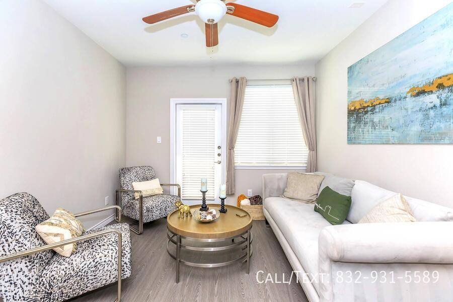 Apartment for rent at 6712 Airport Blvd #AAB, Houston, TX 77061