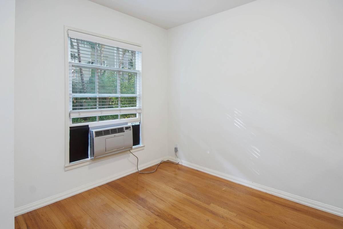 Apartment for rent at 8563-8569 Holloway Dr, West Hollywood, CA 90069