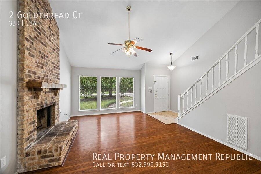 House for rent at 2 Goldthread Court, Spring, TX 77381