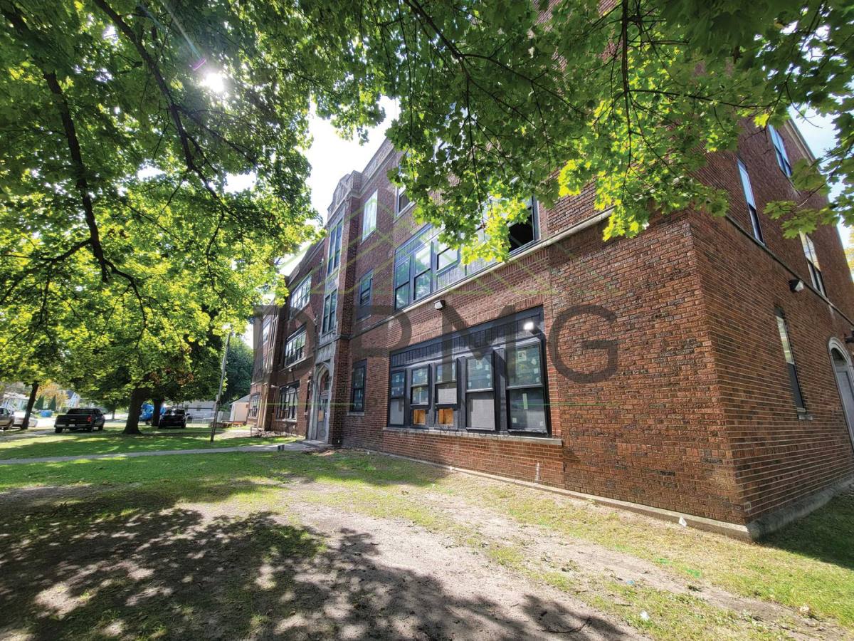 Apartment for rent at 1030 S Holmes St, Lansing, MI 48912