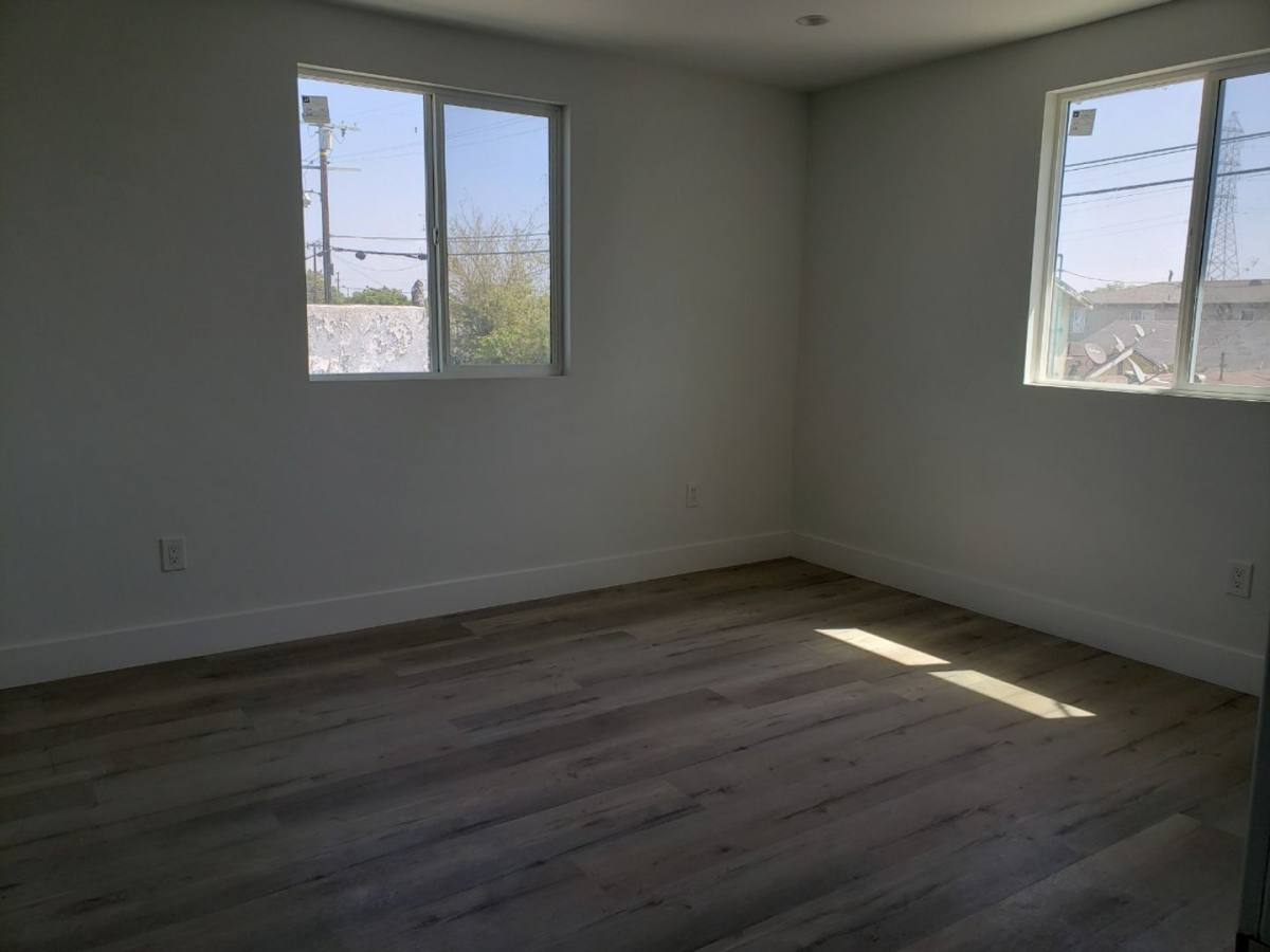Apartment for rent at 10960 Avalon Blvd, Los Angeles, CA 90061