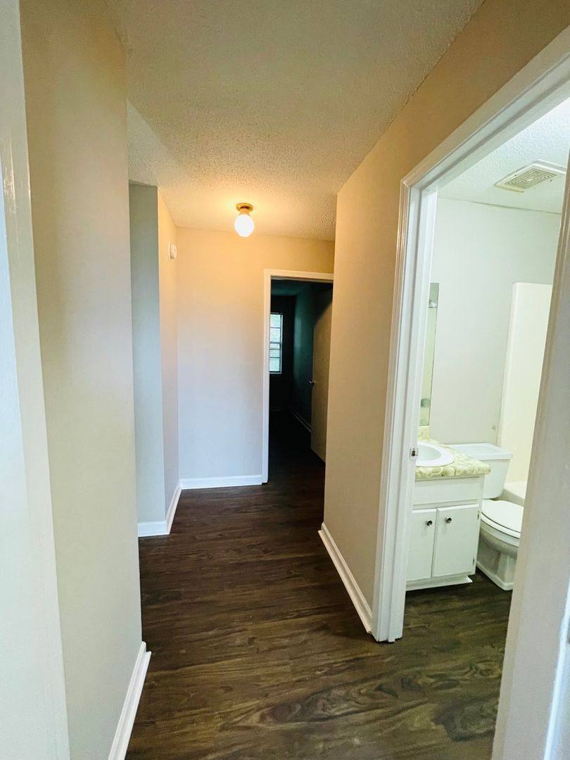 Apartment for rent at 8 Davidfield Cove, Jackson, TN 38305