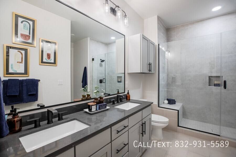 Apartment for rent at 4740 Westheimer Rd #ARO1, Houston, TX 77027