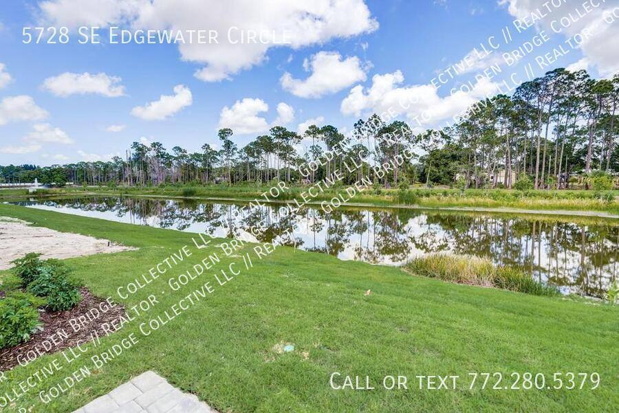 Townhouse for rent at 5728 SE Edgewater Circle, Stuart, FL 34997