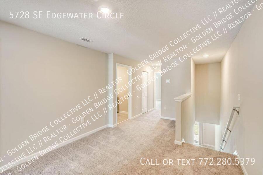 Townhouse for rent at 5728 SE Edgewater Circle, Stuart, FL 34997