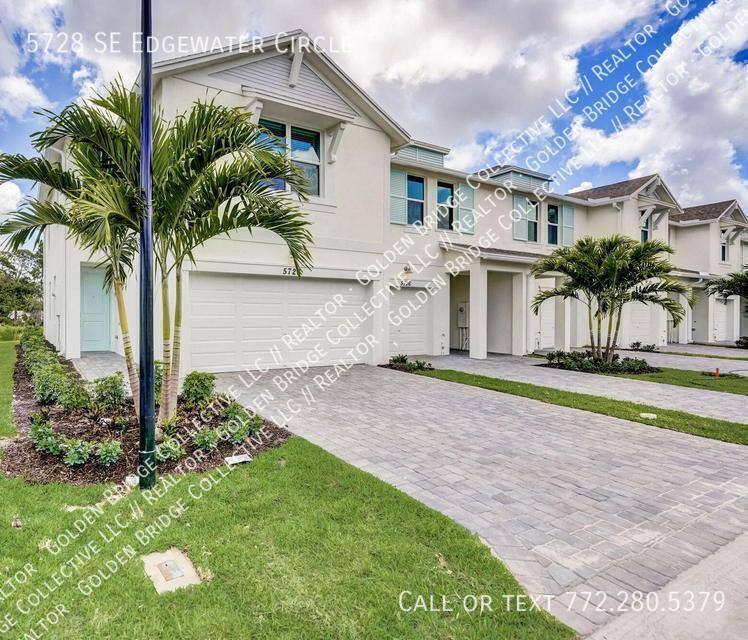 Townhouse for rent at 5728 SE Edgewater Circle, Stuart, FL 34997