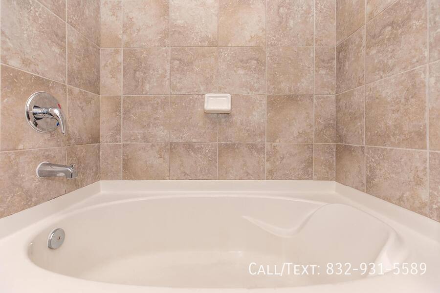 Apartment for rent at 8185 Fulton St #AX2, Houston, TX 77022