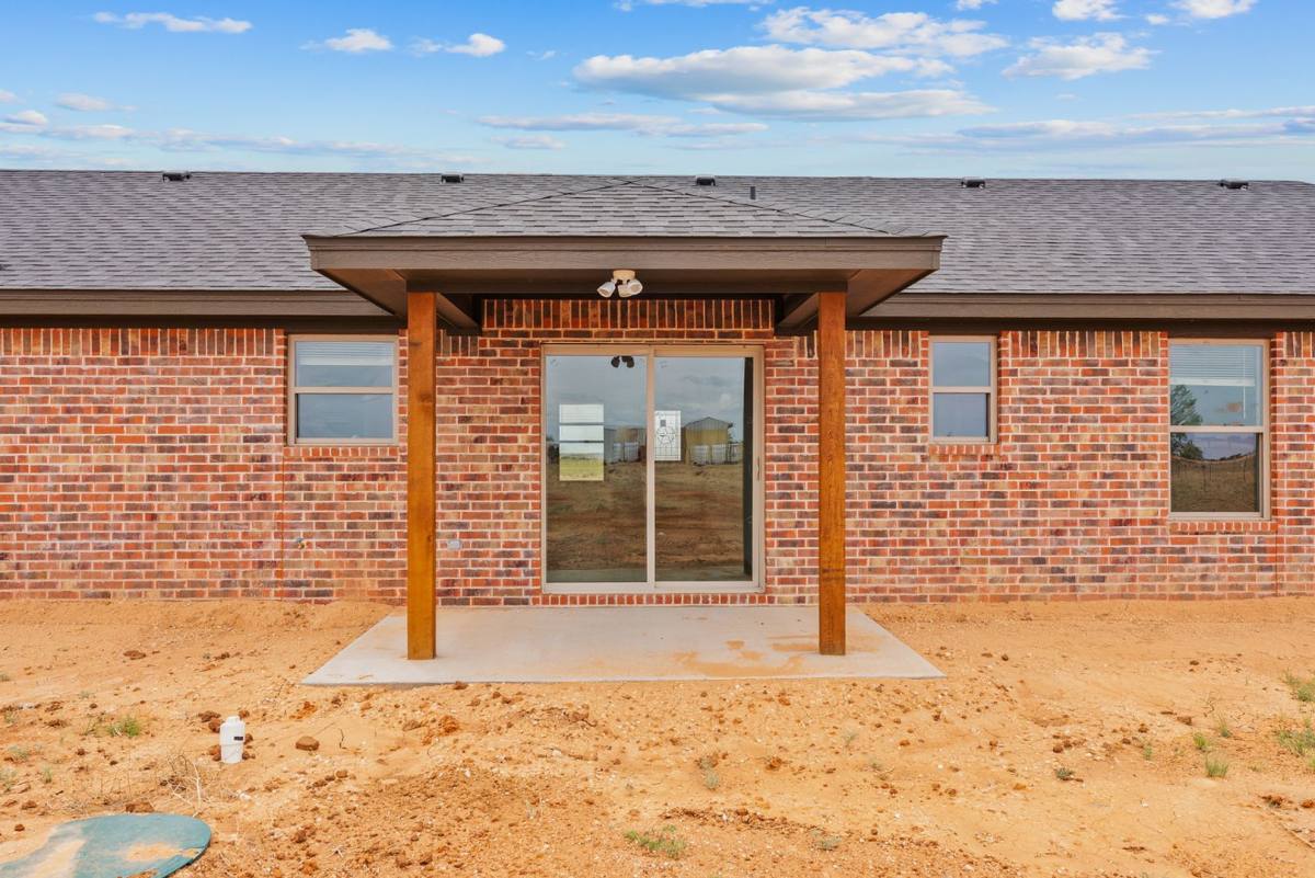 House for rent at 14902 N Cr, Shallowater, TX 79363