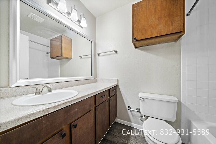 Apartment for rent at 17200 N Gessner Rd #AAW1, Houston, TX 77064